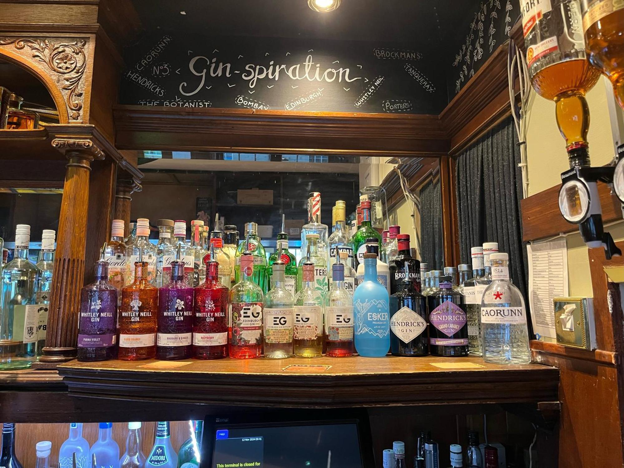 אברדין The Globe Inn מראה חיצוני תמונה